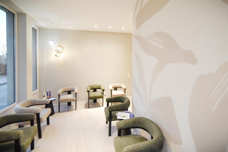 Wartebereich Referenzpraxis Barge