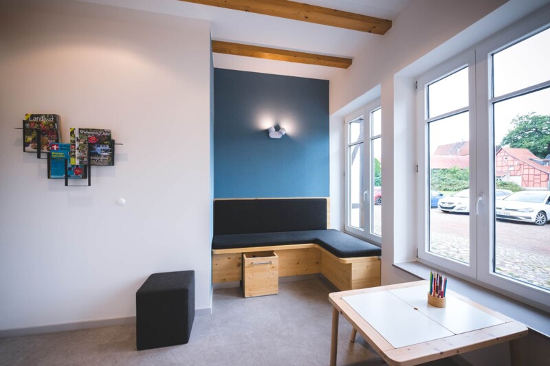 Wartebereich Referenzpraxis Boewe-Ließmann